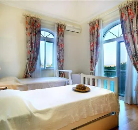 Villa Sleeps 10 With Pool Air Con And Wifi Ponte de Cima